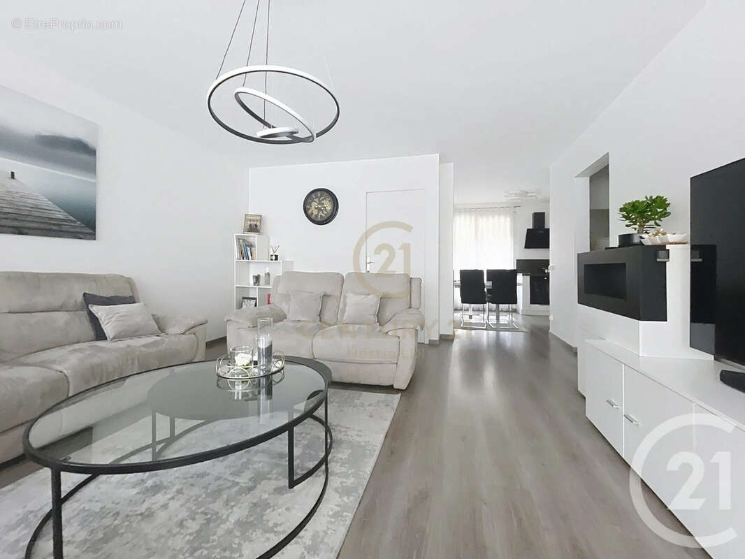 Appartement à VAULX-EN-VELIN