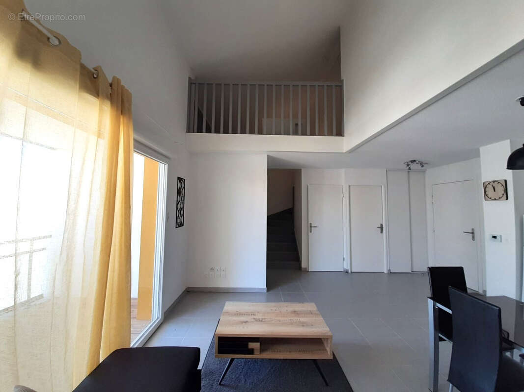 Appartement à AUCAMVILLE