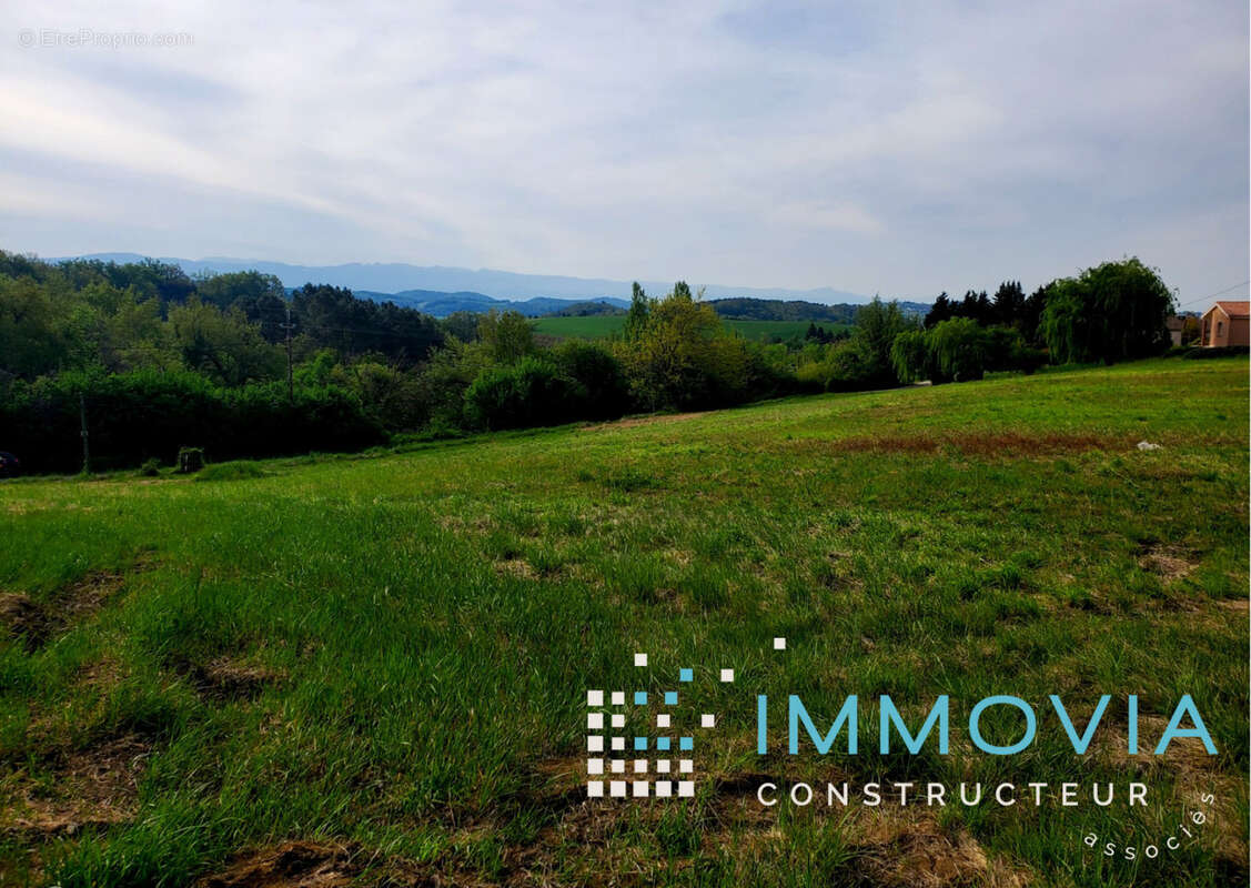 Terrain à SAINT-DONAT-SUR-L&#039;HERBASSE