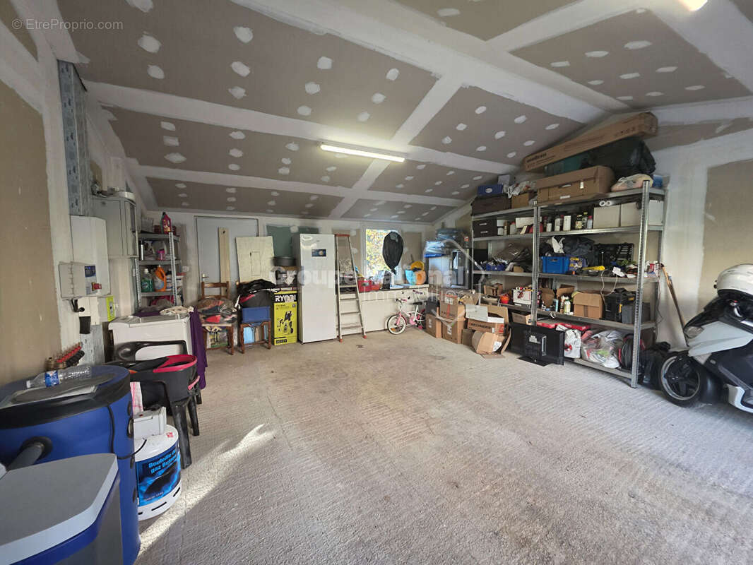 Maison à GREOUX-LES-BAINS