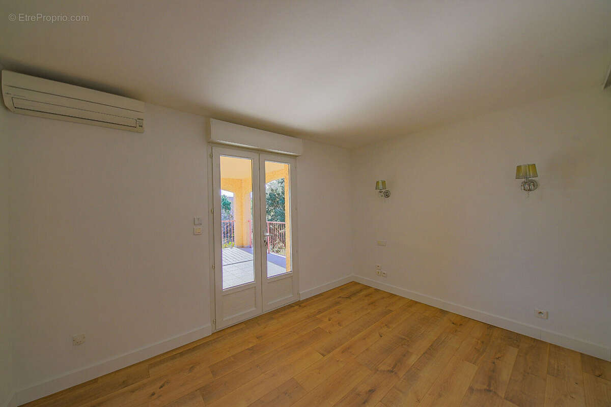 Appartement à BORGO