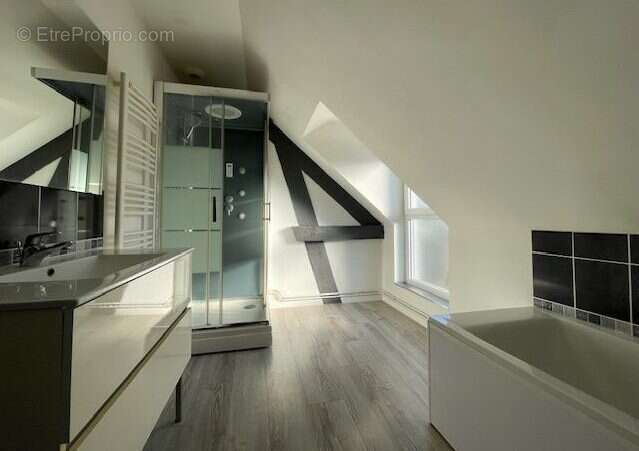 Maison 95 m² à Roiglise  - photo 7