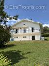 Maison à BEHASQUE-LAPISTE