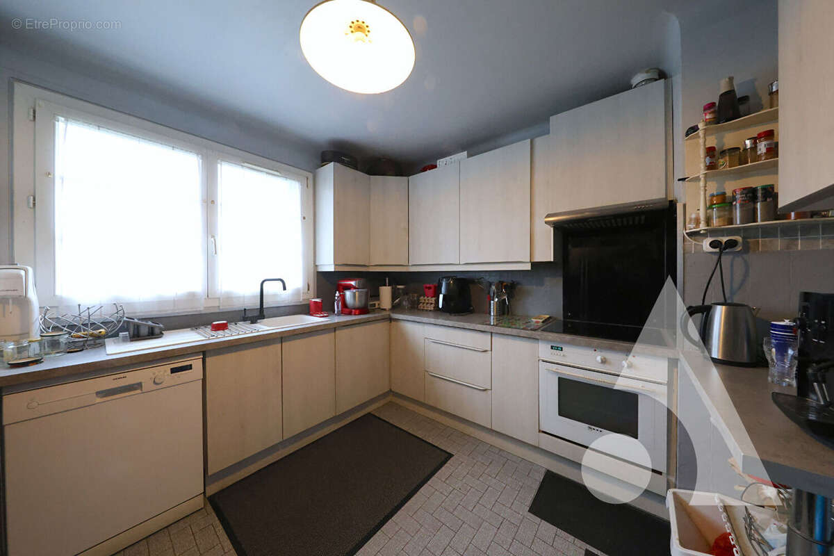 Maison à CORBEIL-ESSONNES