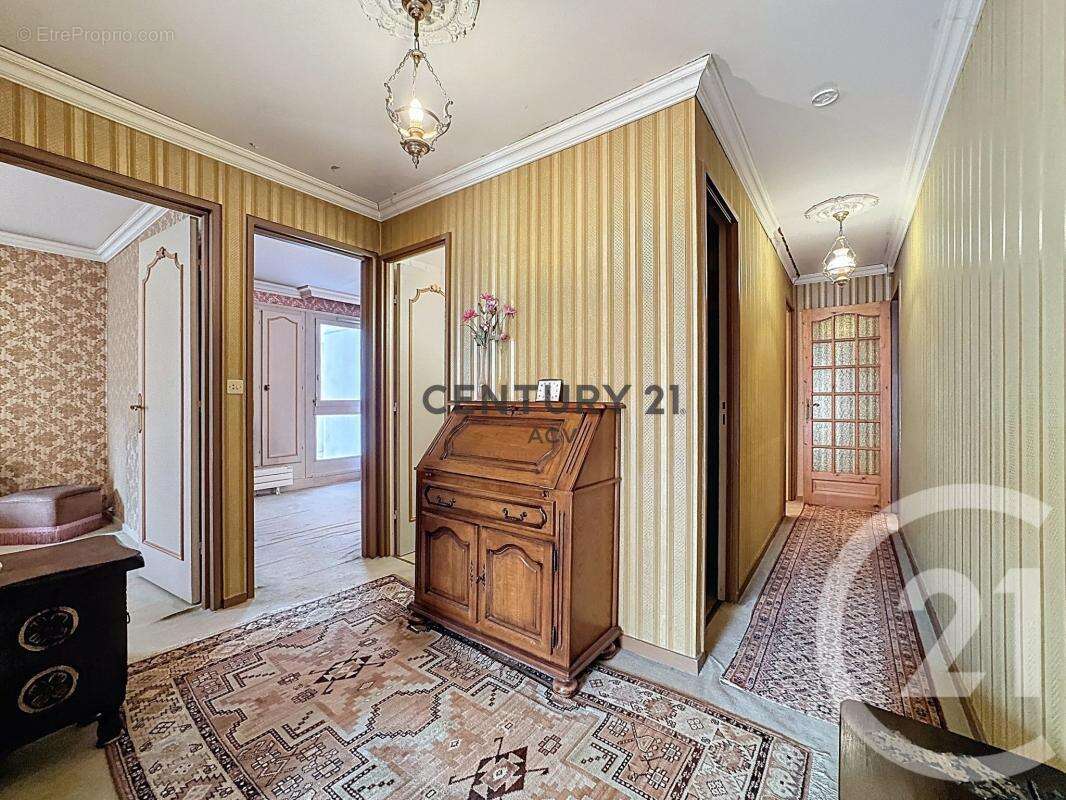 Appartement à MAISONS-ALFORT