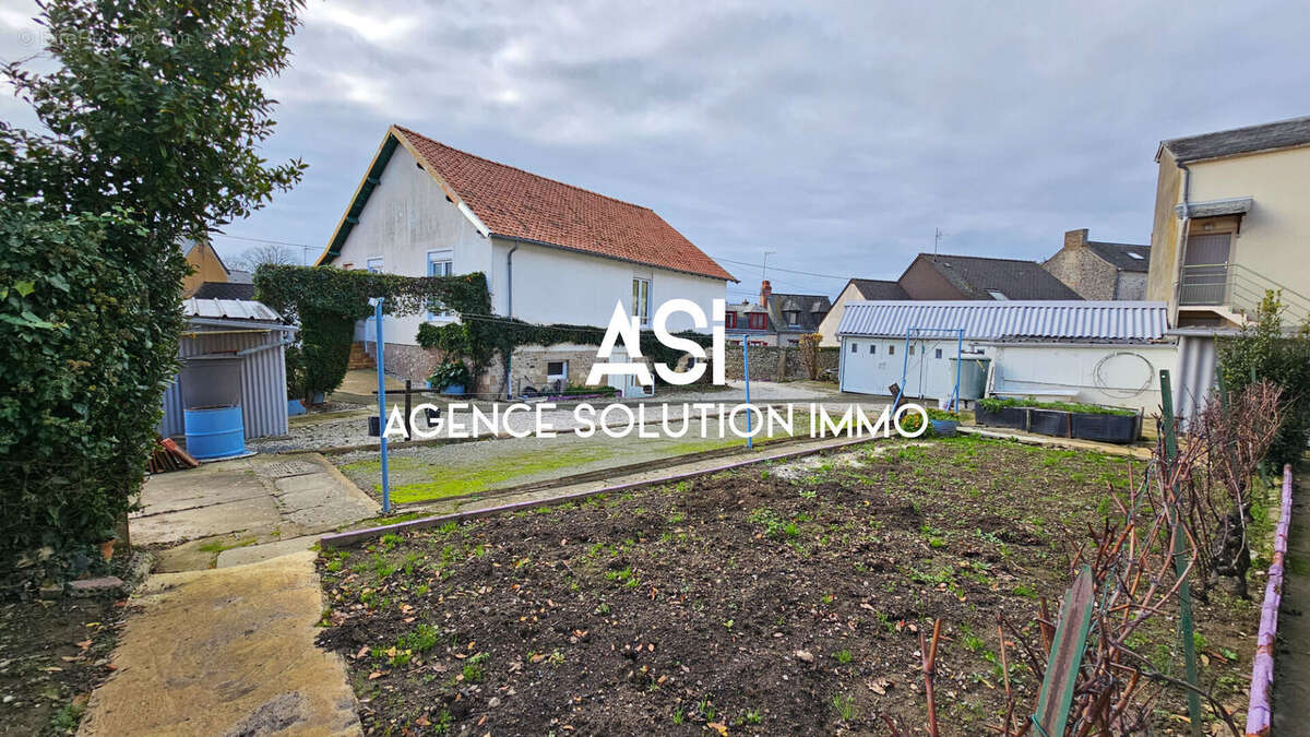 Maison à EVRON