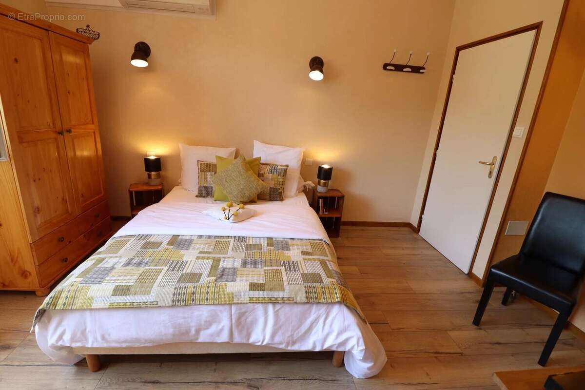 Ensemble immobilier - photo 4