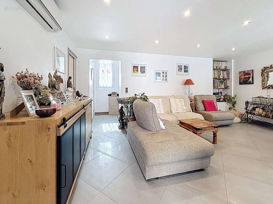 Appartement à LEVENS