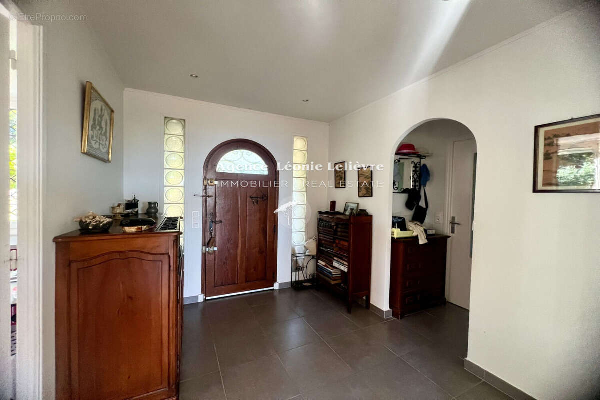 Maison à LES ISSAMBRES