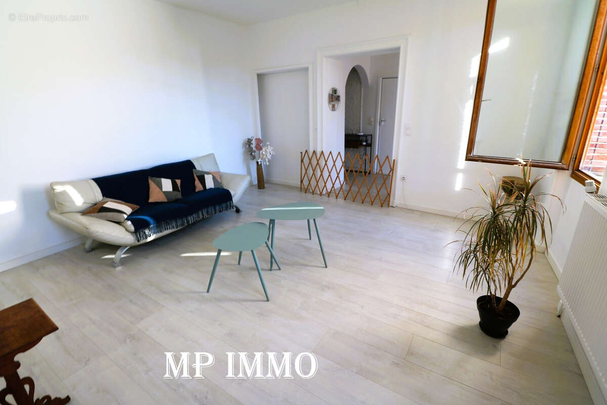 Maison à BEAUMONT-DE-LOMAGNE