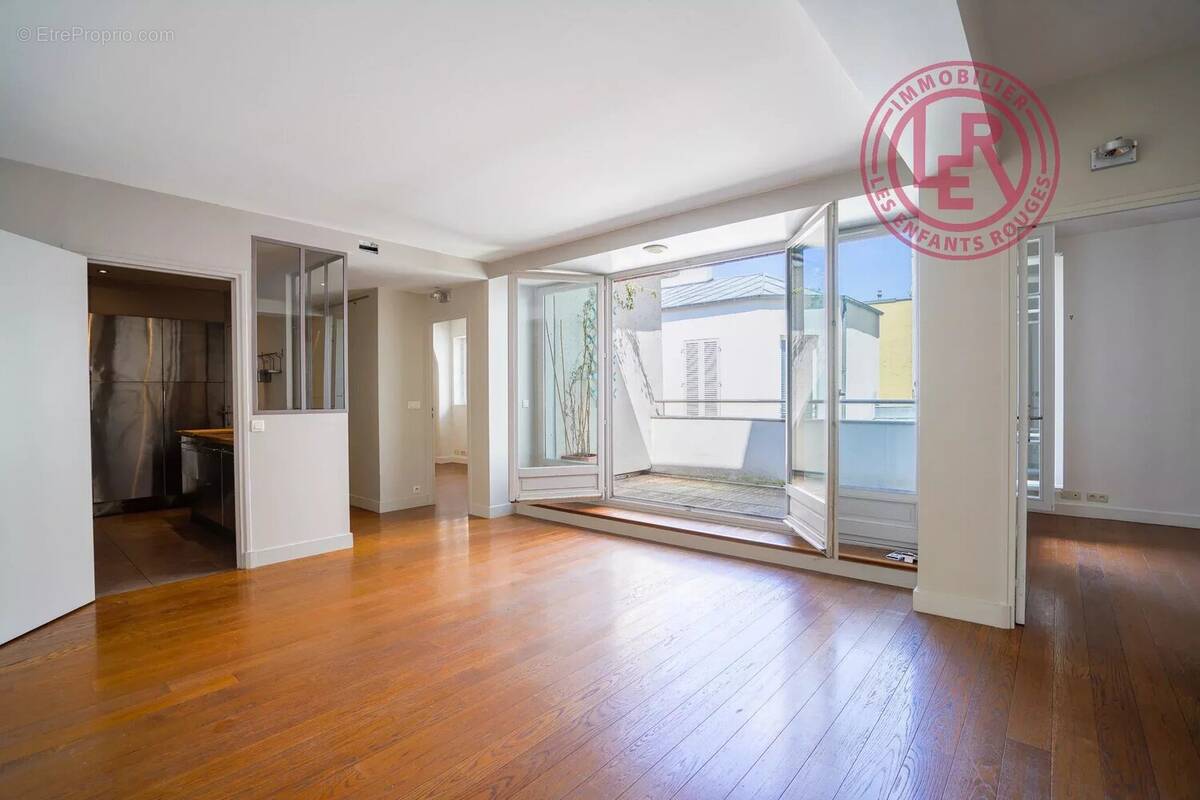 Appartement à PARIS-11E