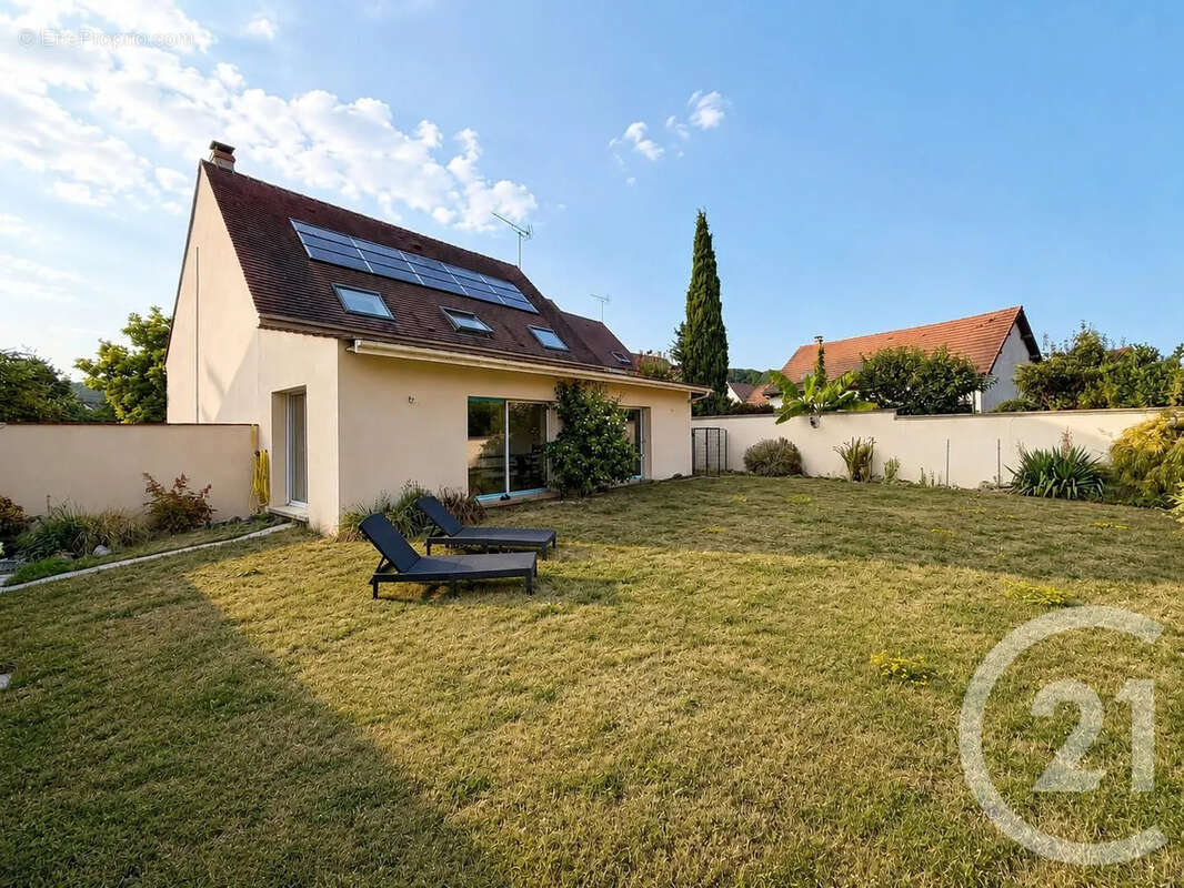 Maison 173 m² à Saint-Mard  - photo 9