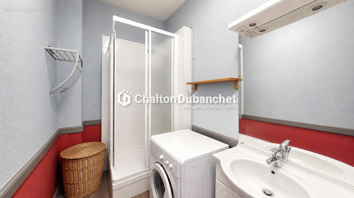 Roanne - appartement t3 64 m² hyper centre - photo 6
