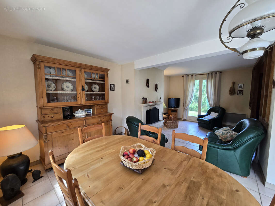 Pavillon familial indépendant de 118m2, 3 chambres, terrain de de 1260m2. - photo 8