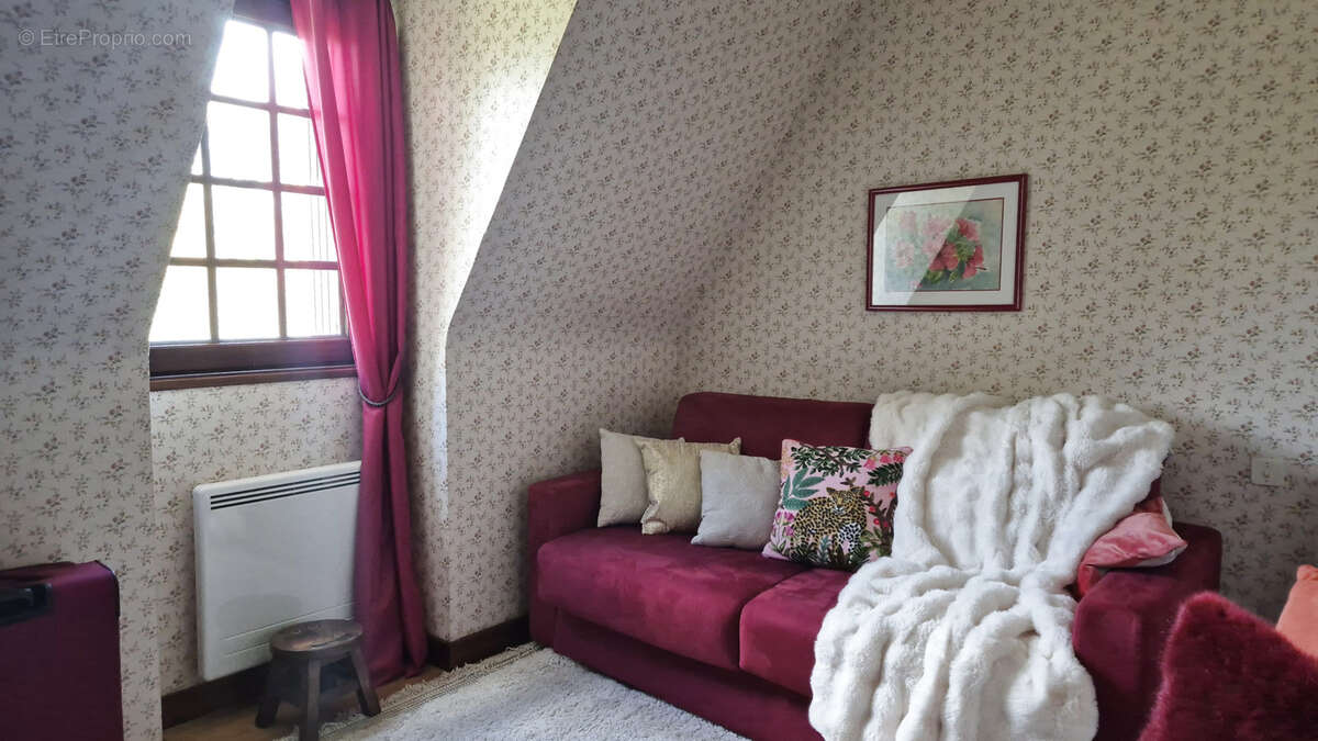 Maison à SAINT-CYPRIEN