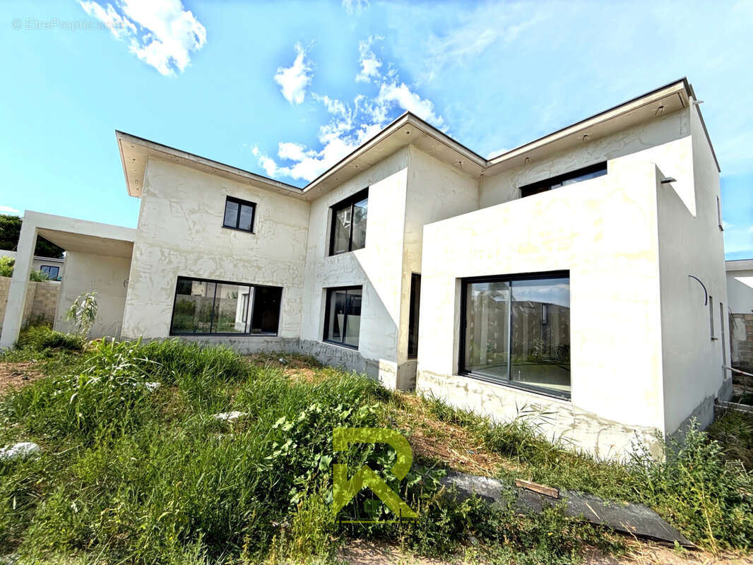 Le Cap d’Agde   Villa contemporaine sans travaux avec aperçu mer - photo 4