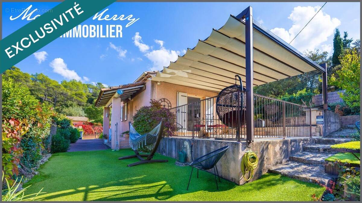 Photo 1 - Maison à LA ROQUEBRUSSANNE