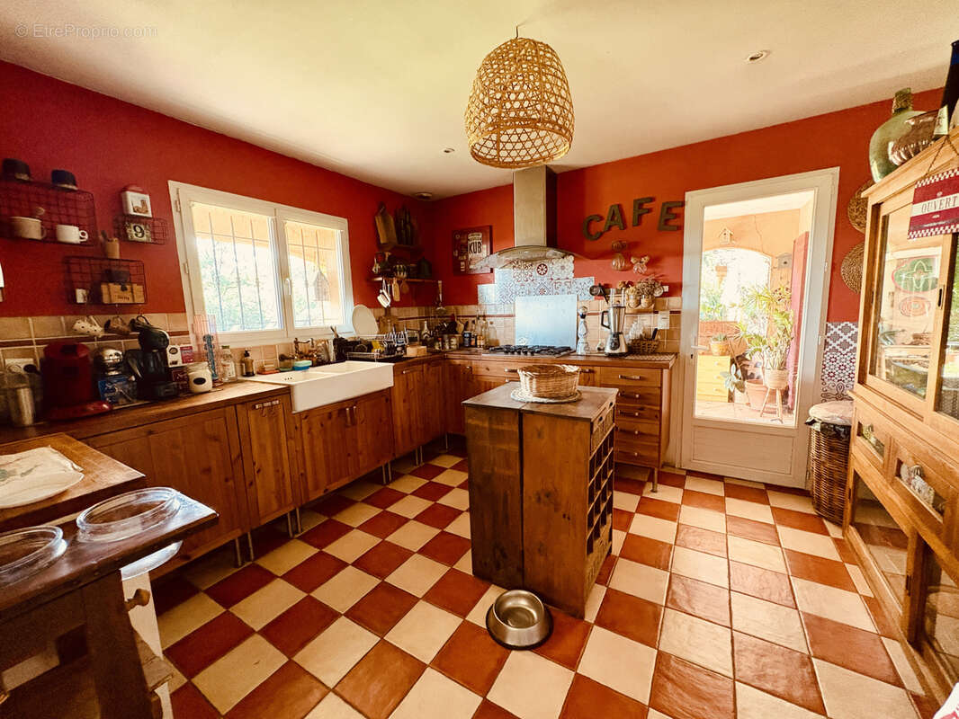 Maison à PLAN-DE-LA-TOUR