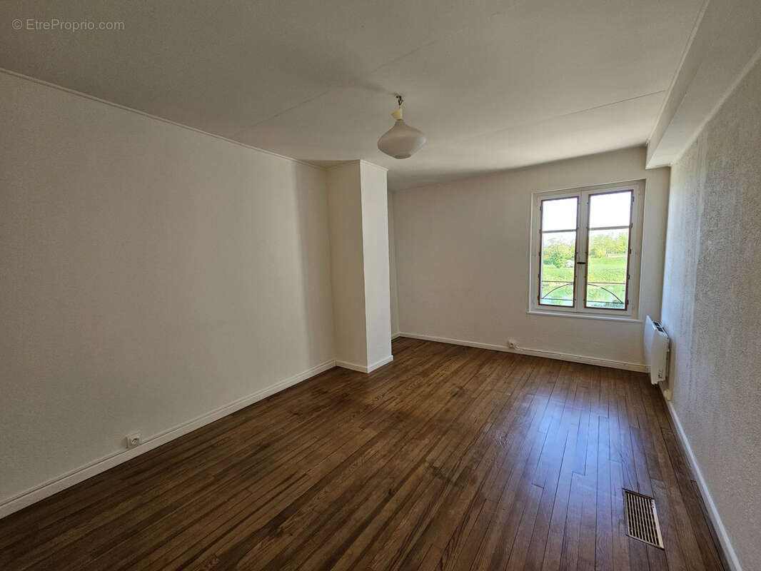 Maison à VERDUN-SUR-LE-DOUBS