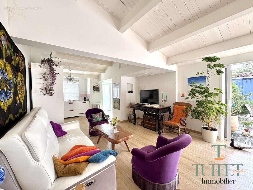 Maison à LES MATHES