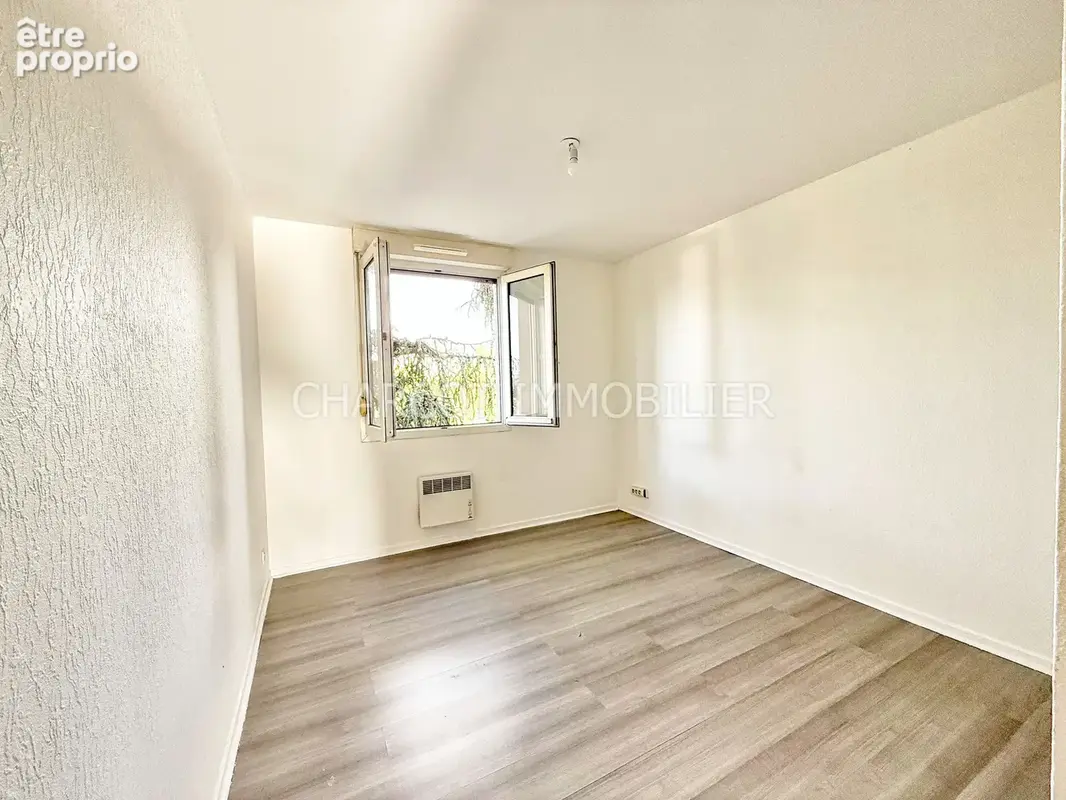 EXCLUSIVITÉ   LYON 5ème, près Point du Jour, appartement T4 traversant de 95 m2 + terrasse / Garage en sus - photo 11