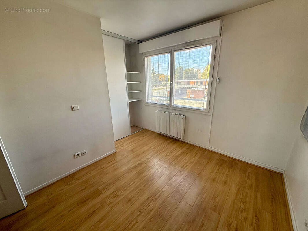 Appartement à MONTIGNY-LE-BRETONNEUX