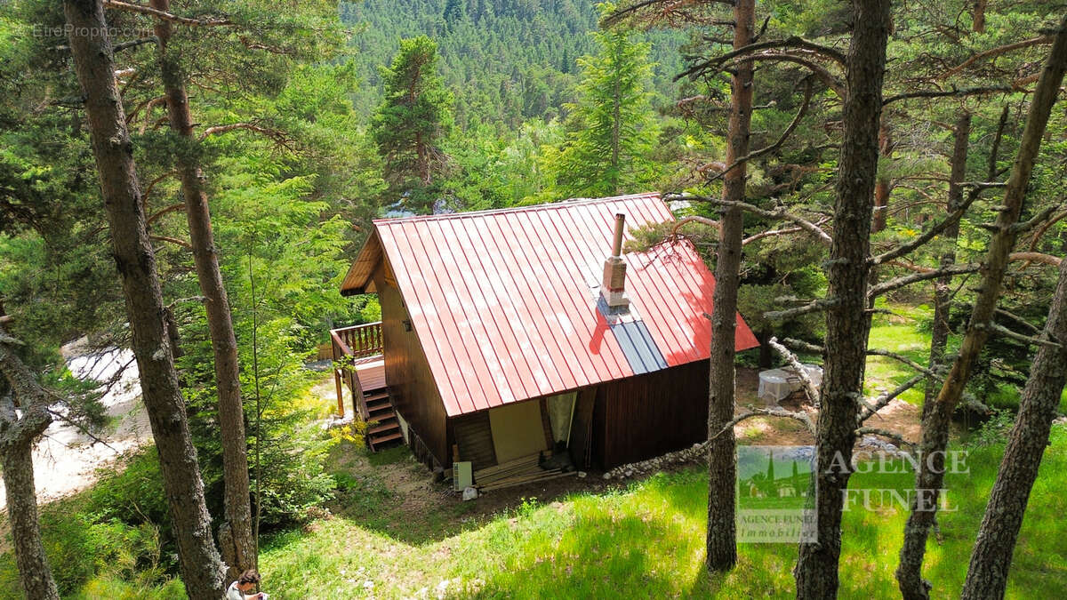 Maison à CAILLE