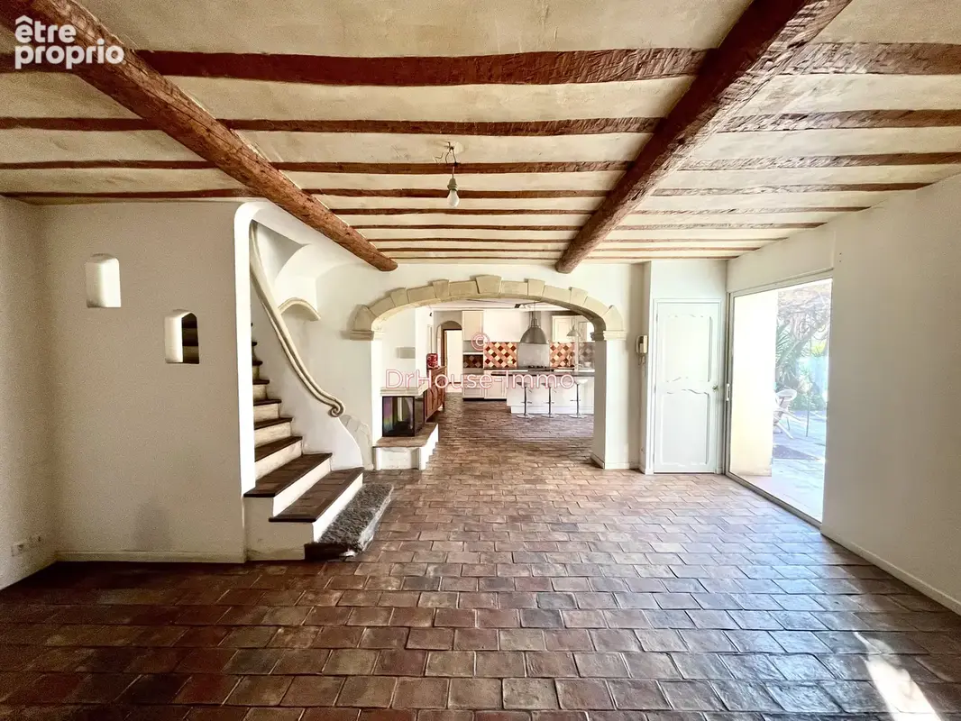 Maison 7 pièces 195 m² à vendre à Toulon (83200) - photo 6