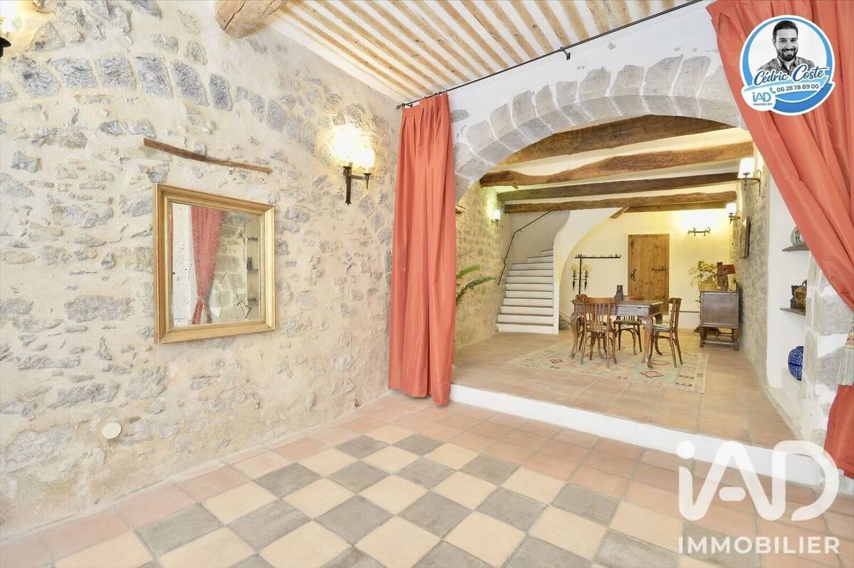 Photo 1 - Maison à LAGRASSE