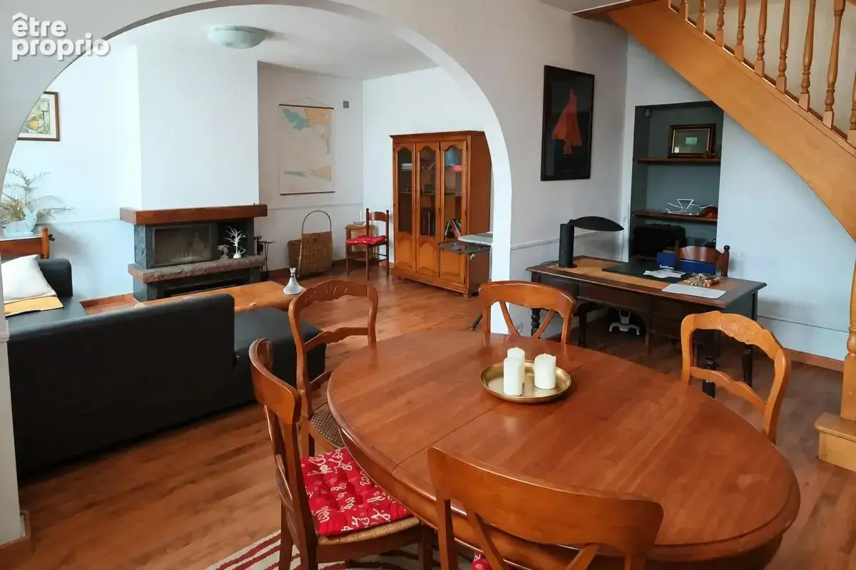 Maison de 9 pièces de 149 m² à Loir en Vallée - photo 5