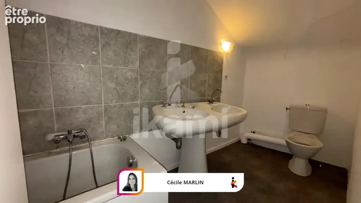 Immeuble Mixte 91 m2 Centre-ville de Pont-Aven avec jardin - Local commercial + T3 avec Jardin - photo 8
