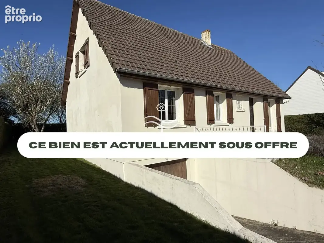Maison à PETIVILLE