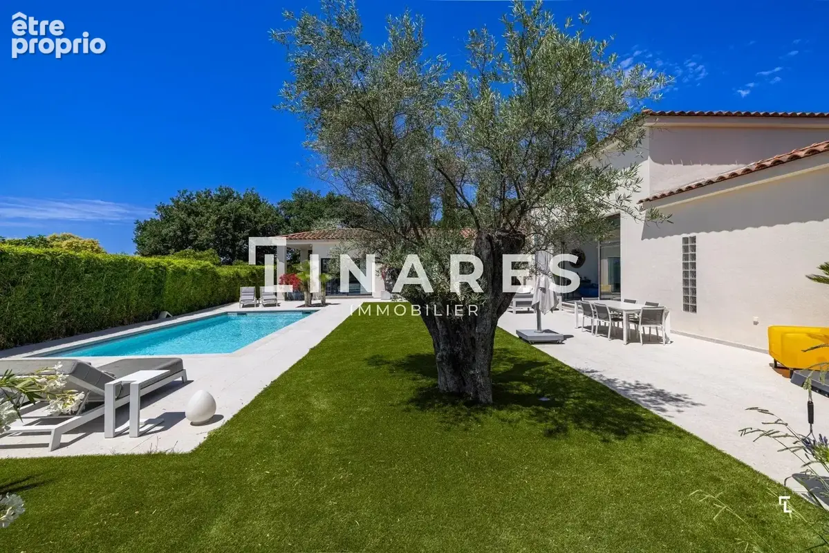 LIGNES D'EXCEPTION - Villa Plain Pied T5 de 172m2 - Piscine sel chauffée -  Terrain 1400m2 - 13011 Marseille - photo 11
