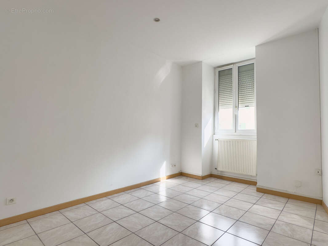 Appartement à PRIVAS