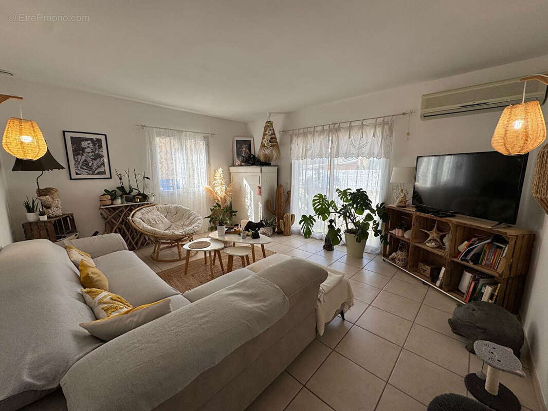 Maison à VILLENEUVE-LES-BEZIERS