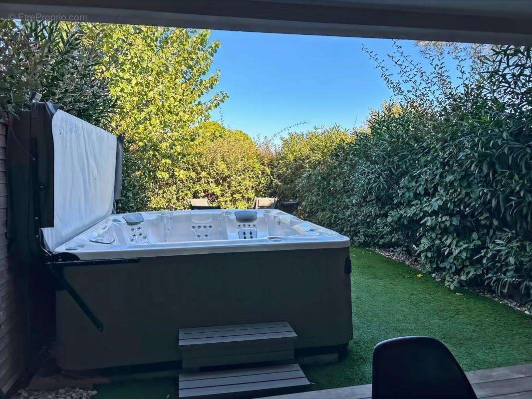Appartement à LECCI