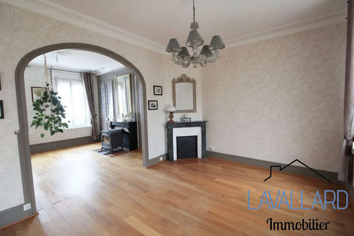 Maison à BETTENCOURT-SAINT-OUEN