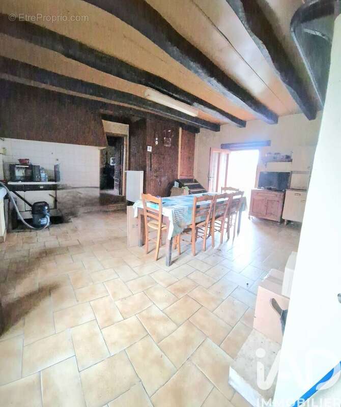 Maison 120 m² à Jugeals-Nazareth  - photo 5