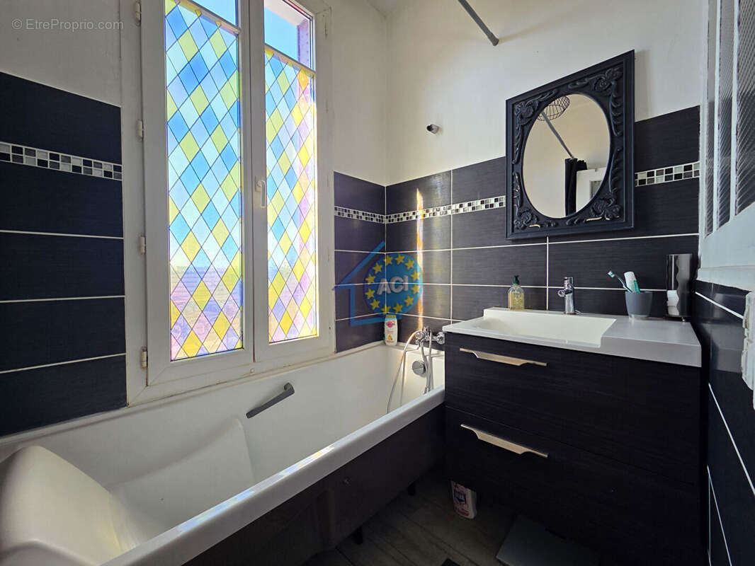 Maison à MANTES-LA-JOLIE