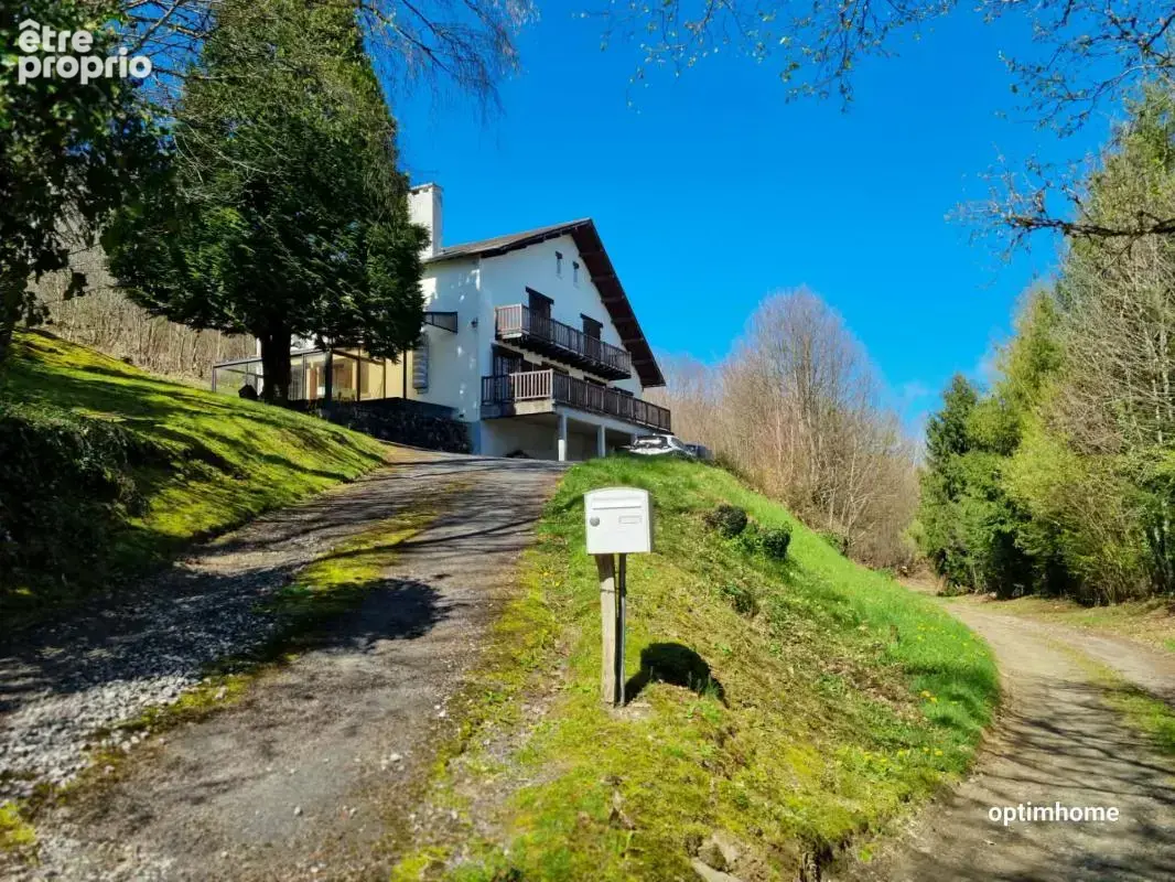 Albussac- Beynat -Grande maison sur 3000 m2 terrain - photo 2