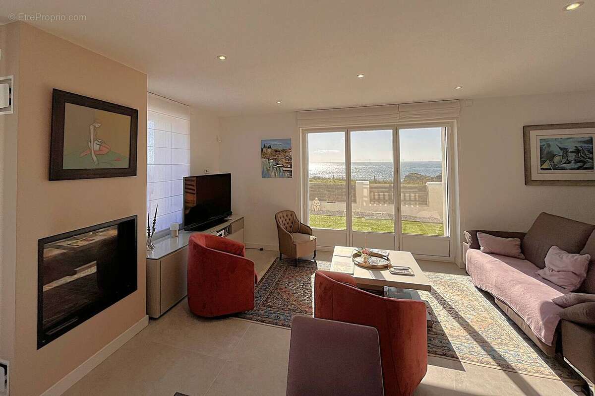 Maison à LE POULIGUEN