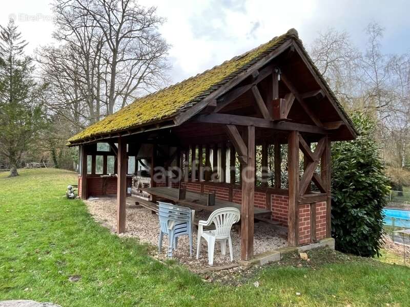 Propriété à vendre 13 pièces TANNERRE EN PUISAYE (89) - photo 3