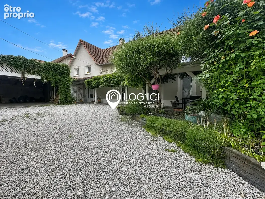 Au cœur du village de Bordères-sur-l’Échez, venez découvrir cette superbe maison bigourdane entièrement rénové - photo 2