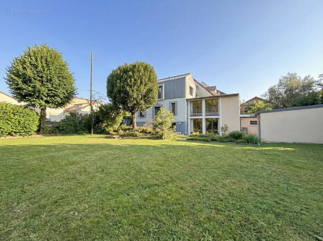 Maison à RUEIL-MALMAISON
