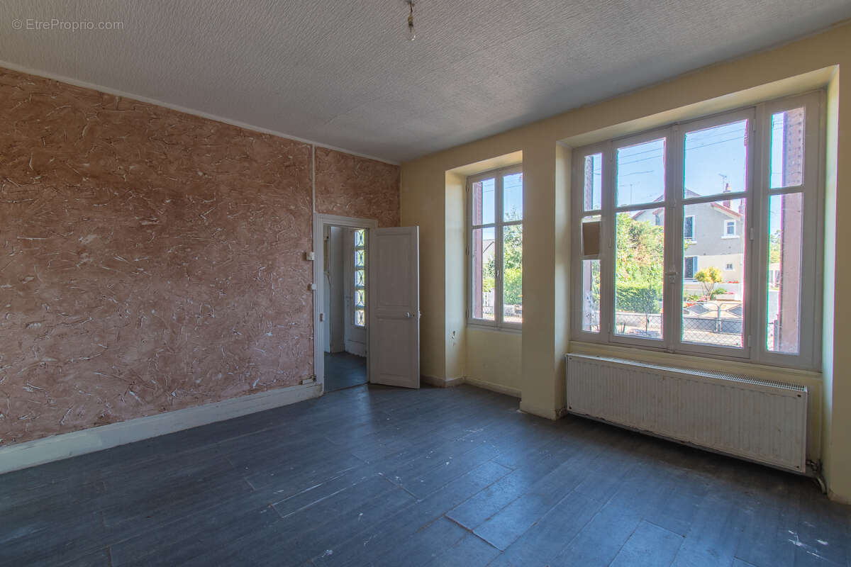 Maison Vierzon - photo 8