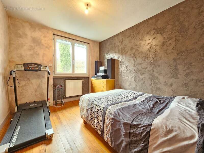 Maison à PANISSIERES