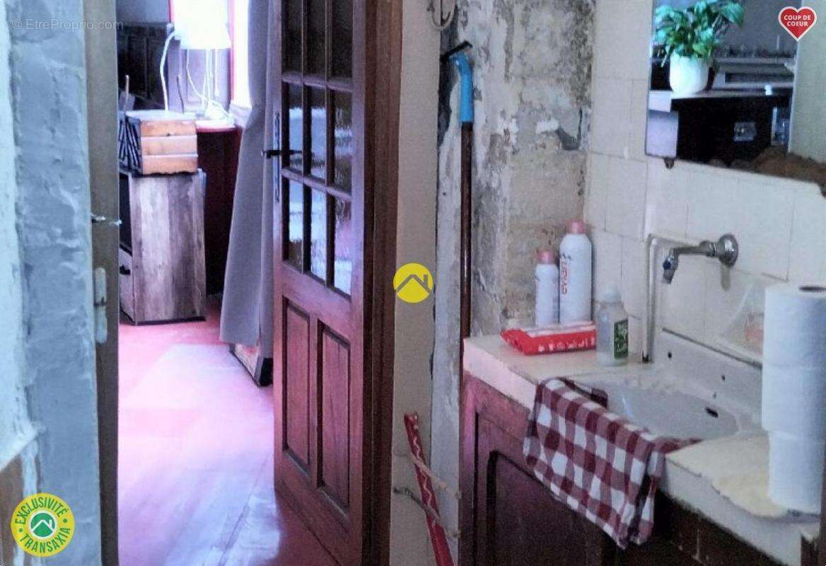 Maison à CHENERAILLES