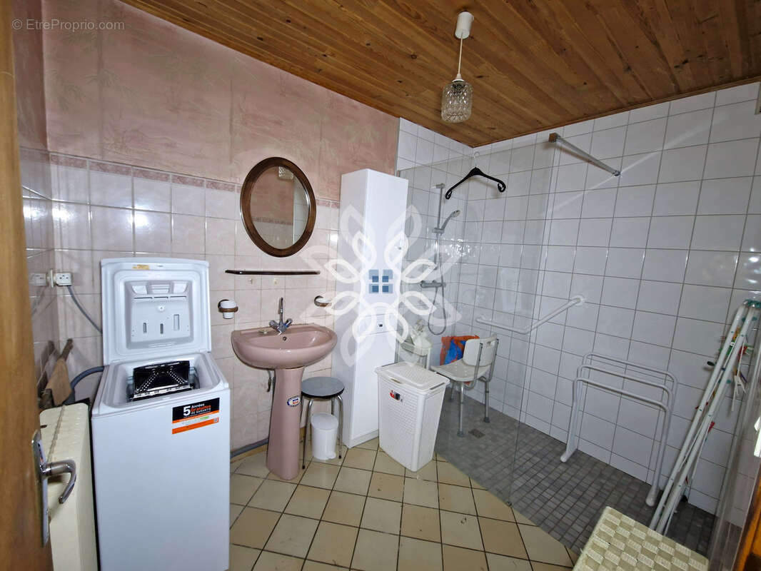 Maison à LA CHAISE-DIEU