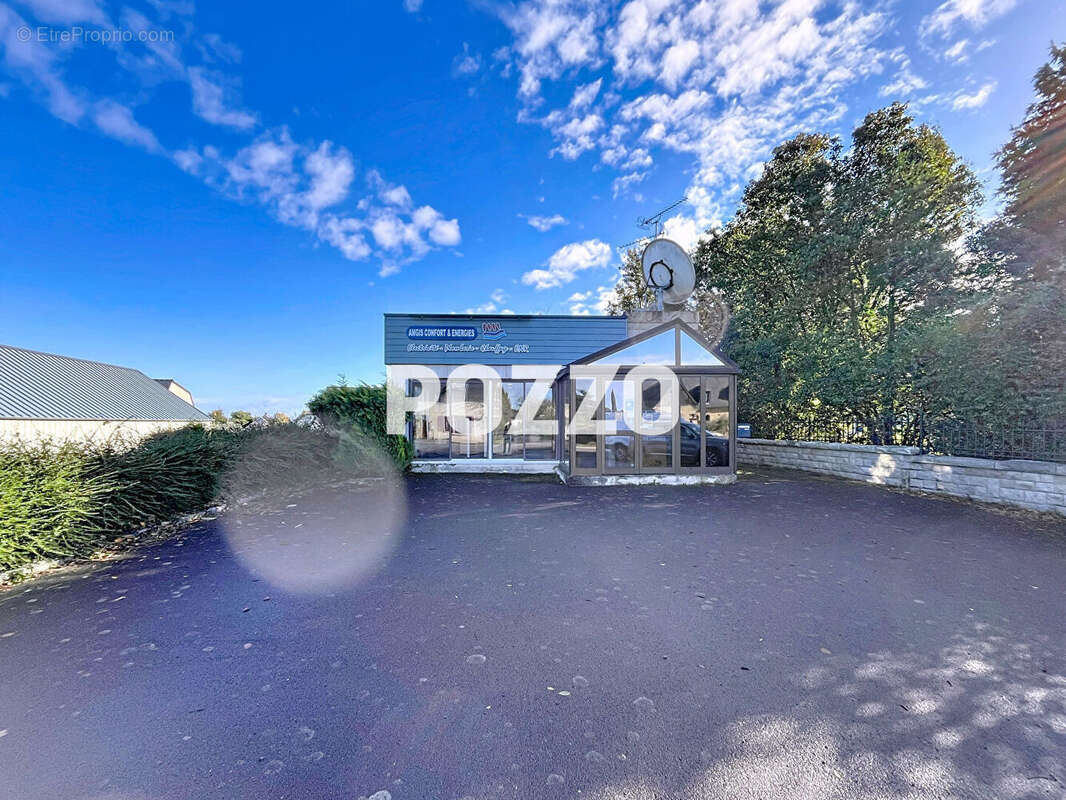 Maison à LES LOGES-MARCHIS