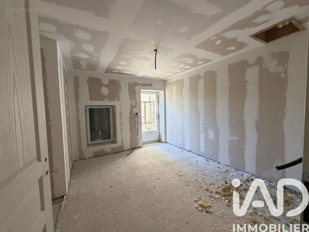 Maison 82 m² à Bouchet  - photo 9
